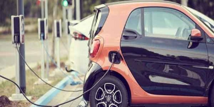 தடுத்து வைக்கப்பட்டுள்ள மின்சார வாகனங்களை விடுவிக்க கோரிக்கை!