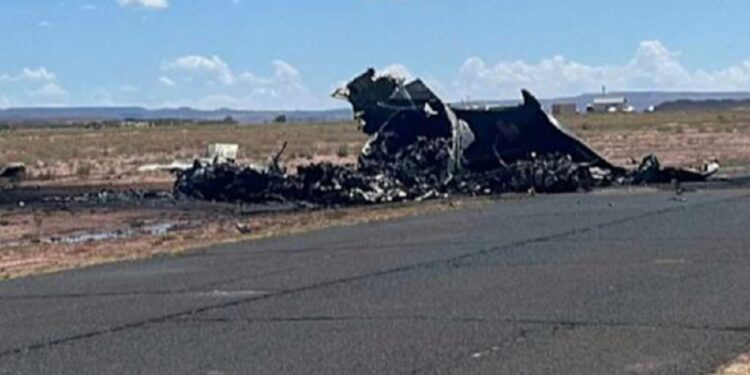 அமெரிக்காவில் ஆம்புலன்ஸ் விமானம் விபத்து!