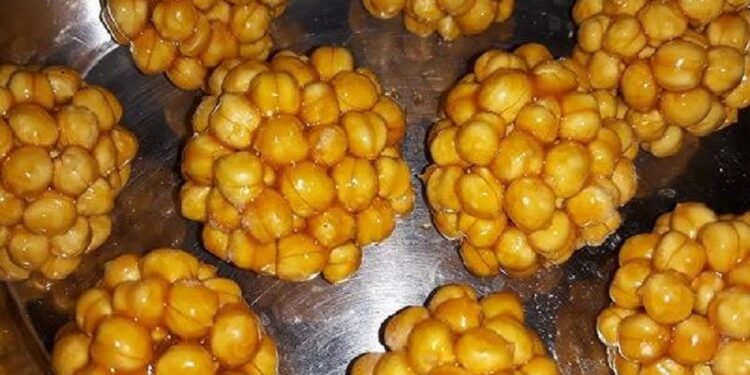 மொறு மொறு சுவையில் பொட்டுக்கடலை உருண்டை