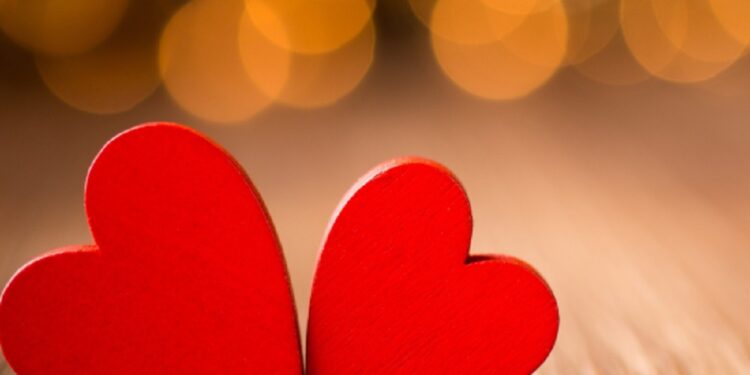 கொழும்பில் யுவதியின் அந்தரங்க புகைப்படங்களைவெளியிட்டவர் கைது!