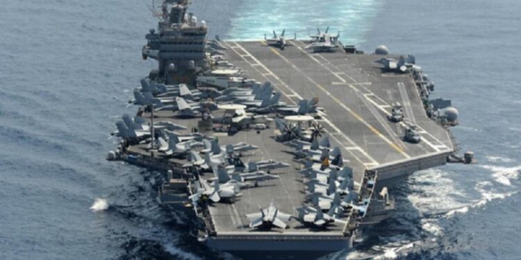 சீன எல்லைக்குள் நுழைந்த அமெரிக்க போர்க் கப்பலை விரட்டியடித்த சீன இராணுவம்!