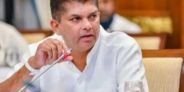 முன்னாள் அமைச்சர் லொஹான் ரத்வத்தவின் இறுதிச் சடங்கு தொடர்பில் வெளியாகிய செய்தி!