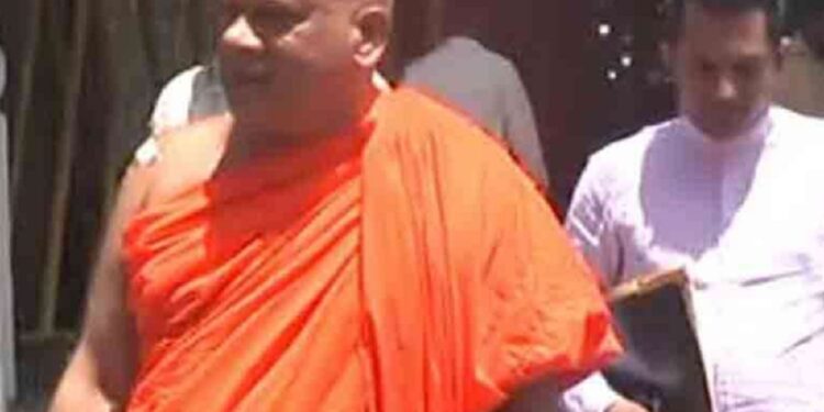 CID யில் ஆஜர் ஆனார் மிஹிந்தலை ராஜமகா விகாராதிபதி