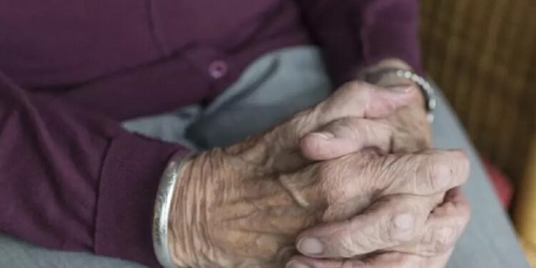 யாழில் தொடர் காய்ச்சலால் பீடிக்கப்பட்ட முதியவர் பலி!