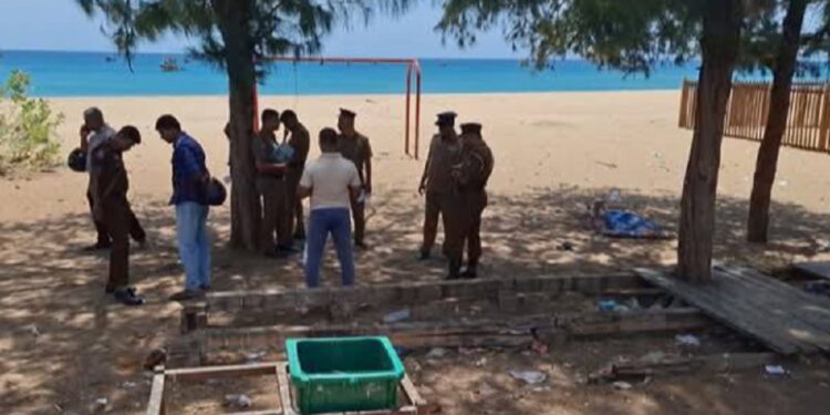 தமிழர் பகுதியில் கடலில் இருந்து மிதந்து வந்த ஆணின் சடலம்!