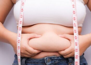 தொப்பையை சீக்கிரம் குறைக்க இந்த பழங்களை பற்றி தெரிஞ்சு கொள்ளுங்கள்