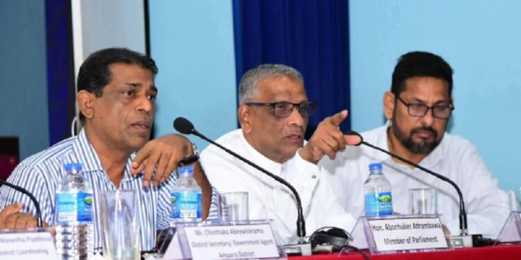 அம்பாறை மாவட்ட ஒருங்கிணைப்புக்குழு கூடத்தில் குழப்பம்!