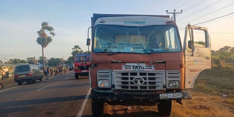 கிளிநொச்சியில் கோர விபத்து இருவர் பலி!