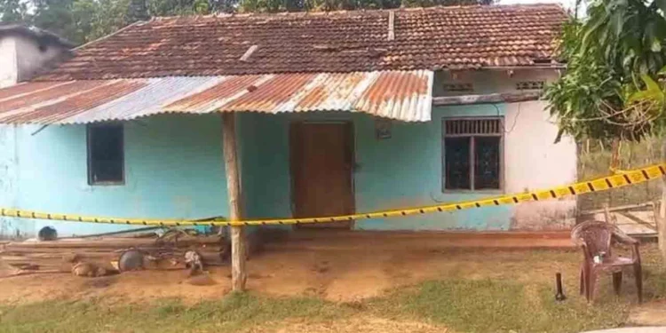 மாங்குளத்தில் வெட்டு காயங்களுடன் பெண் ஒருவர் சடலமாக மீட்பு!