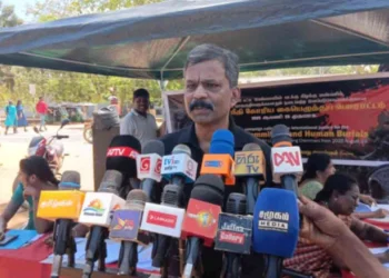 கிளிநொச்சியில் நீதி கோரி கையெழுத்து போராட்டம்!