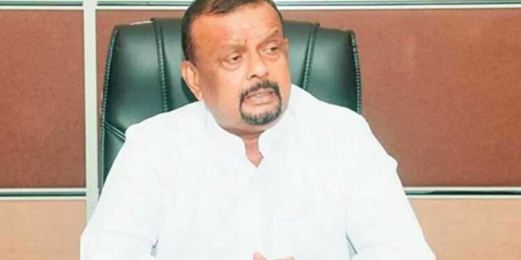 முன்னாள் அமைச்சர் எஸ்.எம். சந்திரசேனவை பிணையில் விடுவிக்க உத்தரவு!