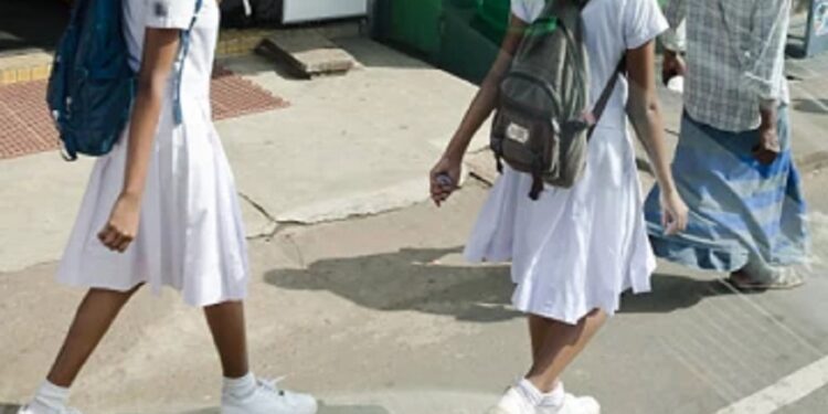 சோகத்தை ஏற்ப்படுத்திய பாடசலை மாணவியின் மரணம்!