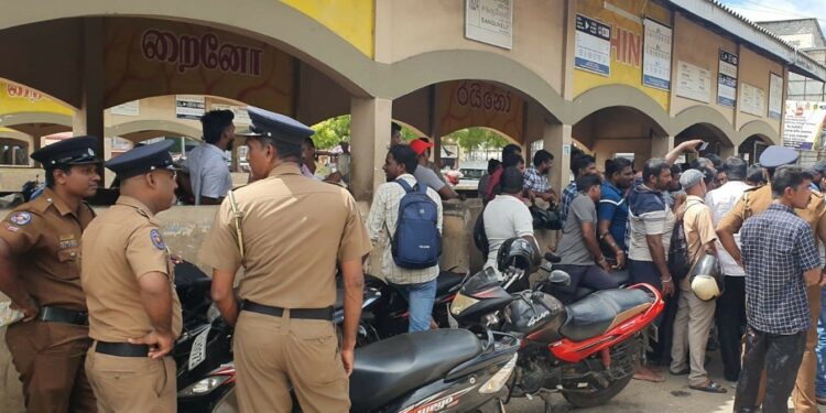 அரச பேருந்துகளின் பணிப்புறக்கணிப்பு கைவிடப்பட்டது