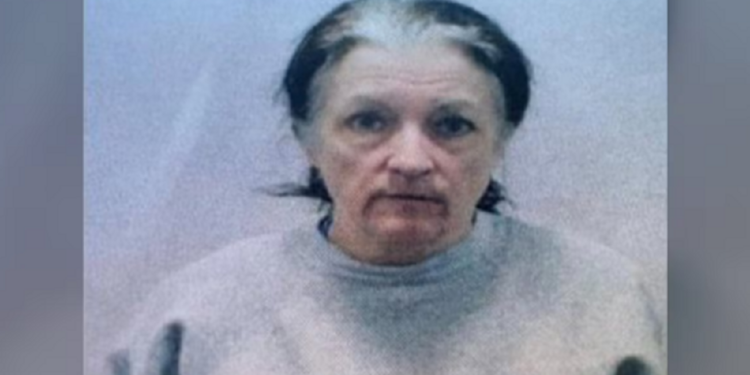 கனடாவில் 59 வயதான பெண் சிறையில் தப்பி ஓட்டம்!