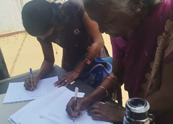 பளையில் தொடரும் சர்வதேச நீதி கோரி கையெழுத்து போராட்டம் முன்னெடுப்பு!