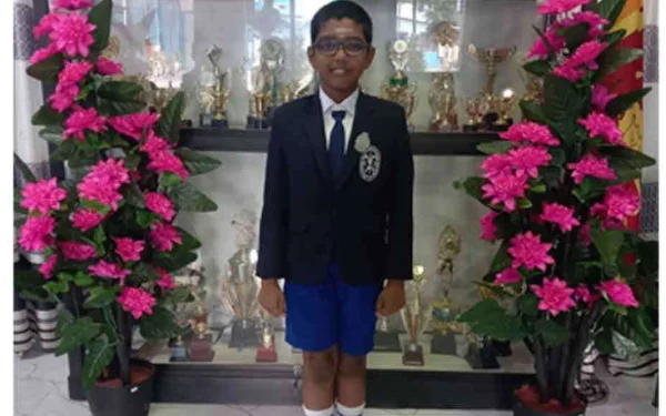 புலமைப்பரிசில் பரீட்சையில் அகில இலங்கை ரீதியில் முதலிடம் பிடித்து யாழ் மாணவன் சாதனை