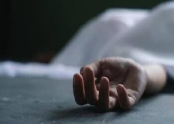 யாழ் தேவாலயத்திற்கு அருகில் ஆண் ஒருவரின் சடலம் மீட்பு!