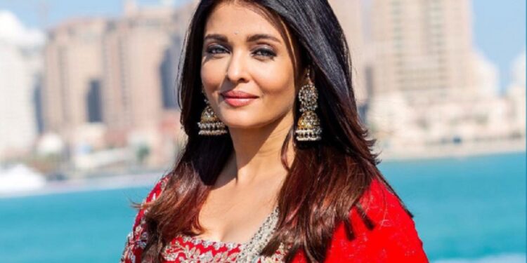 நீதிமன்றில் வழக்கு தாக்கல் செய்த  நடிகை ஐஸ்வர்யா ராய்