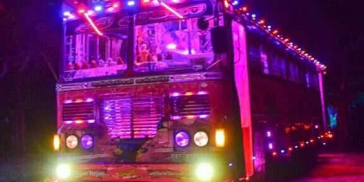 பஸ்களில் அலங்கார பொருட்கள் பொருத்த தடை!