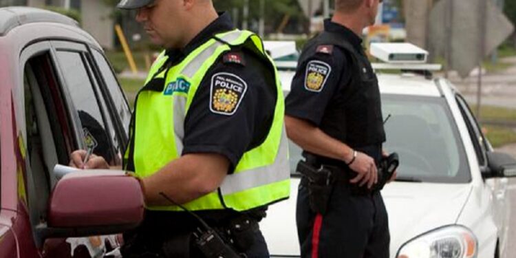 கனடாவில் தேடப்படும் தமிழ் இளைஞன்