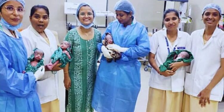 ஒரே பிரசவத்தில் நான்கு குழந்தைகளை பெற்றெடுத்த தாய்!