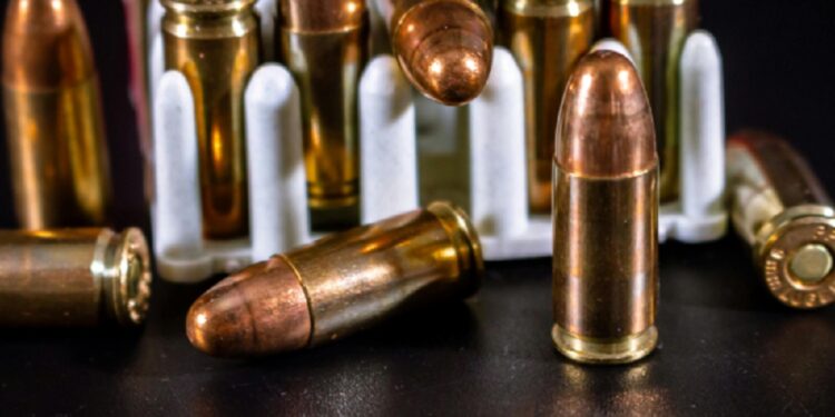 கொழும்பு ஹோட்டல் கழிப்பறையில் மீட்க்கப்பட்ட தோட்டாக்கள்!