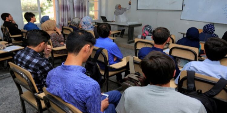 பெண்கள் தொடர்பில் மற்றுமோர் தடையை அறிவித்த தலிபான்கள்!