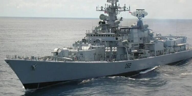 கொழும்பு துறைமுகத்தை வந்தடைந்த இந்திய போர் கப்பல்!