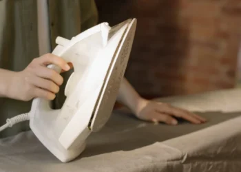 யாழில் 21 வயது இளைஞன் பரிதாப மரணம்!