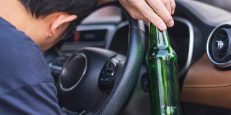 நாடாளாவிய சுற்றிவளைப்புகளில் 4,959 பேர் கைது!