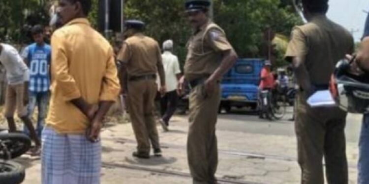 கோர விபத்தில் பலியான உயர் அதிகாரிகள்!