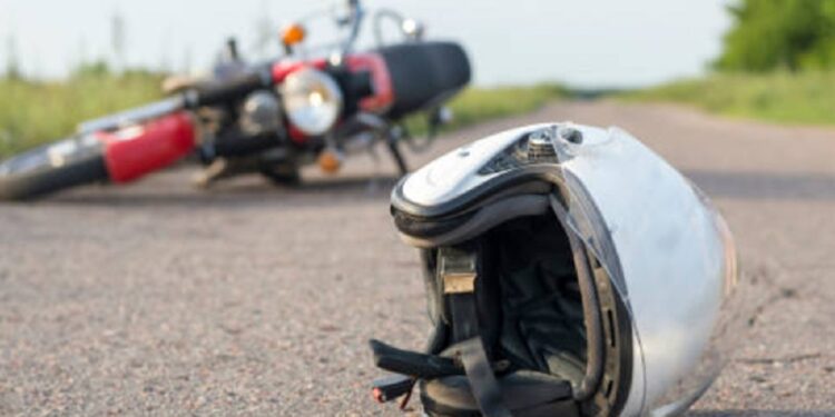 பேருந்துடன் மோட்டர் சைக்கிள் மோதியதில் இருவர் பலி!