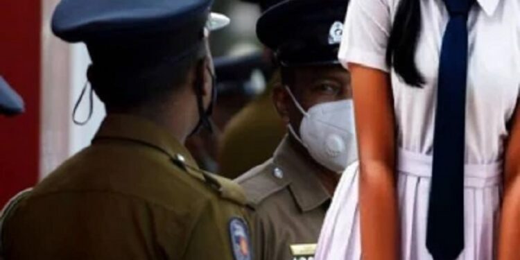 யாழில் விபரீத முடிவெடுத்த பாடசாலை மாணவி!