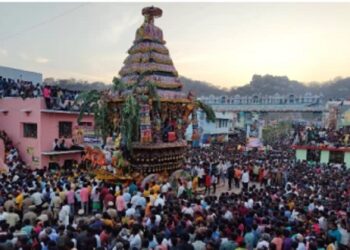 கோவில் திருவிழா ஊர்வலத்தில் மூன்று பிள்ளைகளின் தந்தைக்கு நிகழ்ந்த சோகம்!