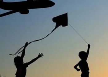 யாழில் பட்டம் விட்டு விளையாடிய சிறுவன் திடீர் மரணம்!