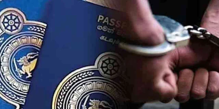 பல்வேறு கடவுச் சீட்டுகளை வைத்திருந்த குற்றச்சாட்டில் ஒருவர் கைது!