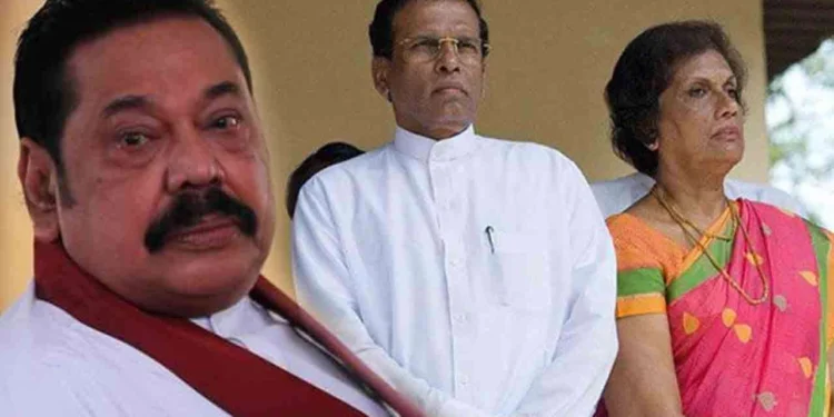 அரசிடம் உத்தியேக பூர்வ இல்லங்களை ஒப்படைக்கும் முன்னாள் ஜனாதிபதிகள்!