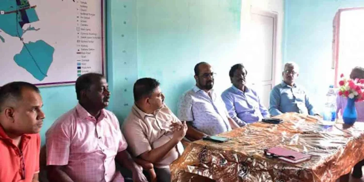 மன்னார் தீவுக்குள் காற்றாலை வேண்டாம் அதிகாரிகளுடன் கலந்துரையாடல்!