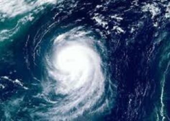 ஹொங்கொங்கில் சூறாவளி எச்சரிக்கை!