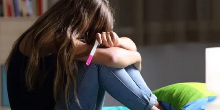 7 மாதங்களில் 44 சிறு வயது கர்ப்பங்கள்!