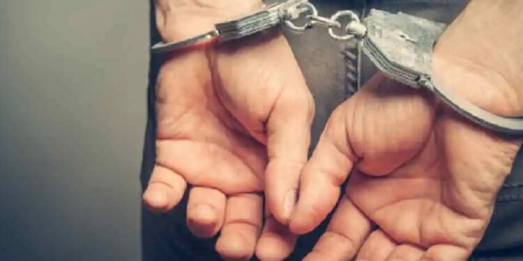 பொதுஜன பெரமுனவின் முன்னாள் பிரதேச சபை உறுப்பினர் கைது!