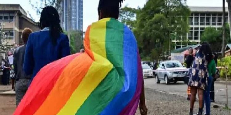 ஓரினச்சேர்க்கையை எதிர்த்து ஜனாதிபதிக்கு கடிதம் எழுதிய மகாநாயக்க தேரர்கள்