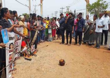 யாழில் முன்னெடுக்கப்பட்ட தீப்பந்த போராட்டம்!