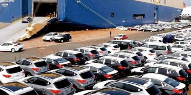 8 மாதங்களில் மாத்திரம்  ஒரு பில்லியன் டொலருக்கு வாகன இறக்குமதி!