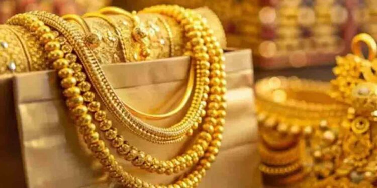 இலங்கையில் 4 லட்சத்தை கடந்த தங்கம் விலை