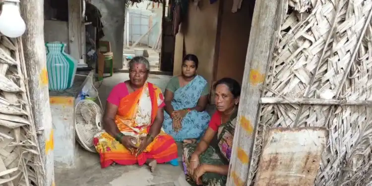 விளக்கமறியலில் வைக்கப்பட்ட மீனவர்களை விடுவிக்குமாறு உறவினர்கள் கோரிக்கை