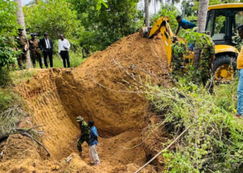 முல்லைத்தீவில் விடுதலைப்புலிகளின் ஆயுதங்களை தேடி அகழ்வு