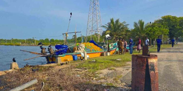 எல்லை தாண்டிய 31 இந்திய மீனவர்கள் கைது