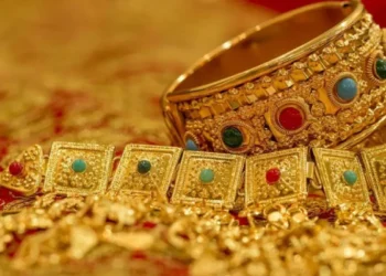 உலக சந்தையில் தடுமாறும் தங்கத்தின் விலை: இலங்கையில் விலைகளில் மாற்றம்