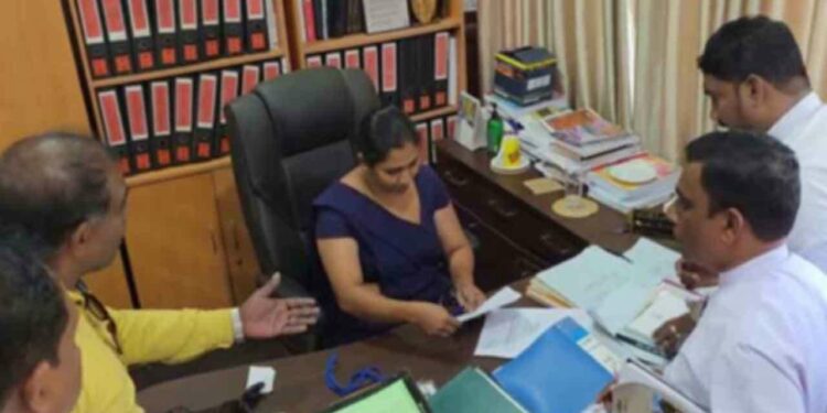 காலி மாநகர சபை வரவு செலவு திட்ட வாக்கெடுப்பில் அமைதியின்மை